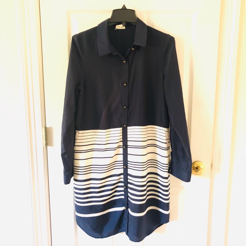 Shirt dress with stripes